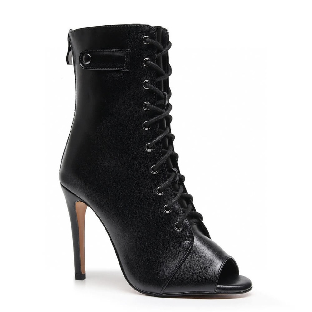Burju Shoes Moment by Kiira Harper H